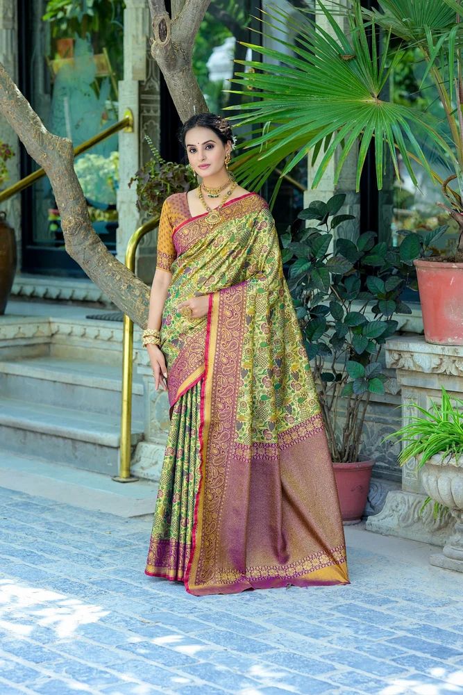 Pure Kanjivaram Silk saree with colourfull weaving pattern