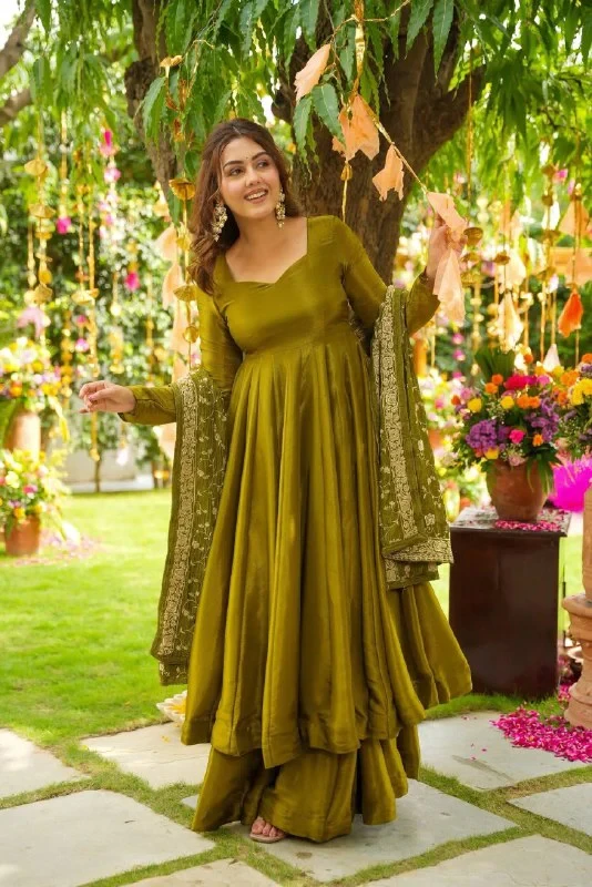 Party Wear Look Anarkali Gown With Embroidery Sequence Work