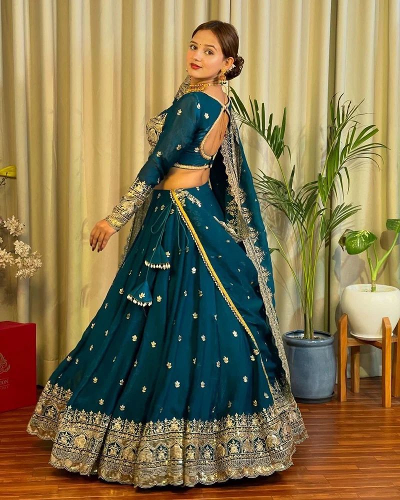 Ladies Designer Festive Wear Lehenga Choli