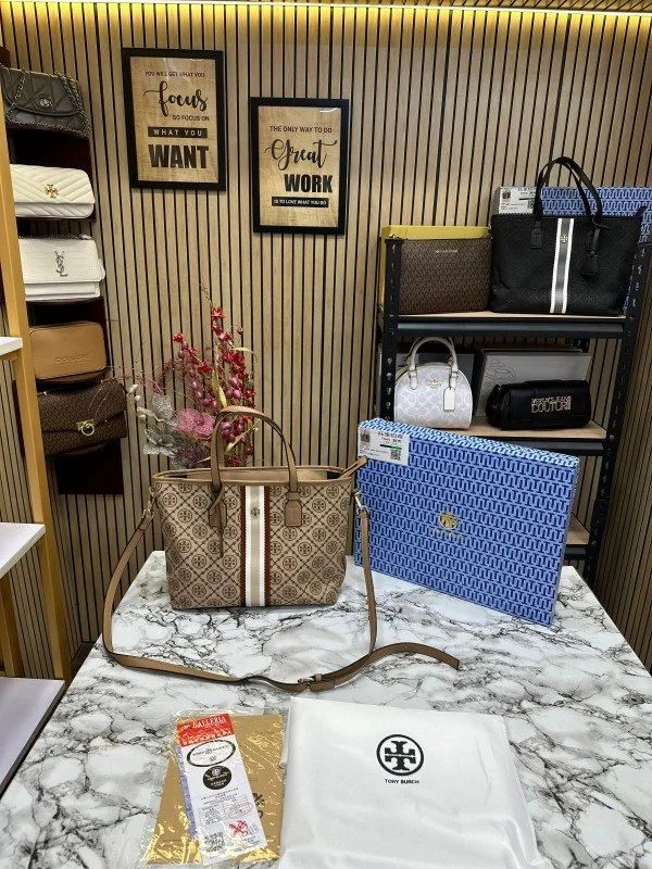TORY_BURCH SUPREME WITH OG BOX AND DUST BAG PREMIUM QUALITY (KHAKI)