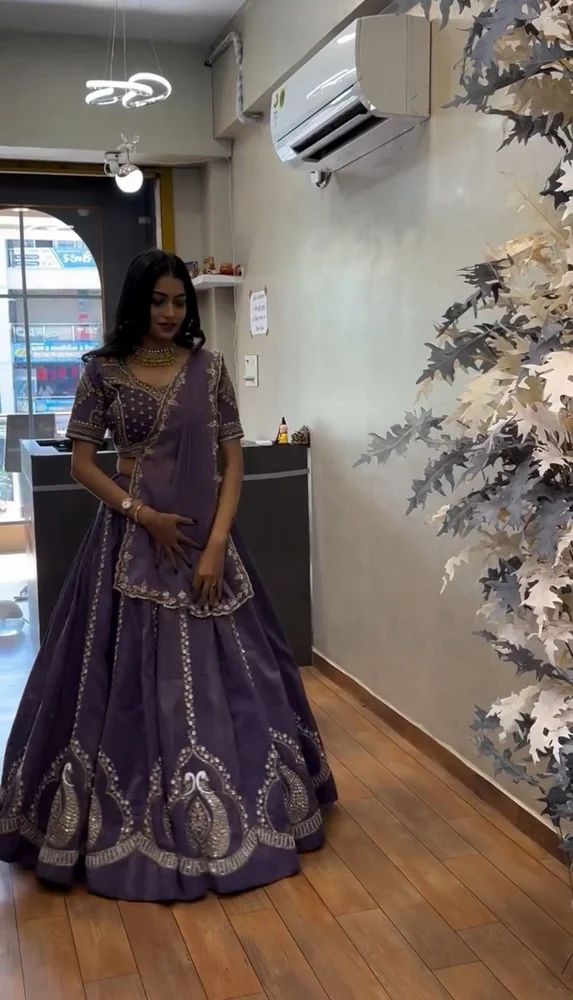 Designer Lehenga Choli