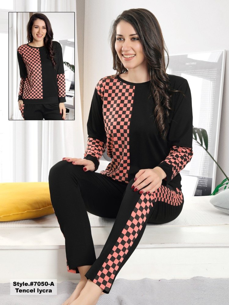 Ladies Stylish Nighty Full Sleeve T Shirt And Pant Peach Black