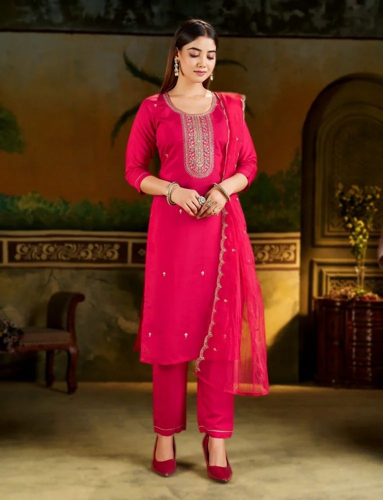 Kurta Pant Dupatta Set
