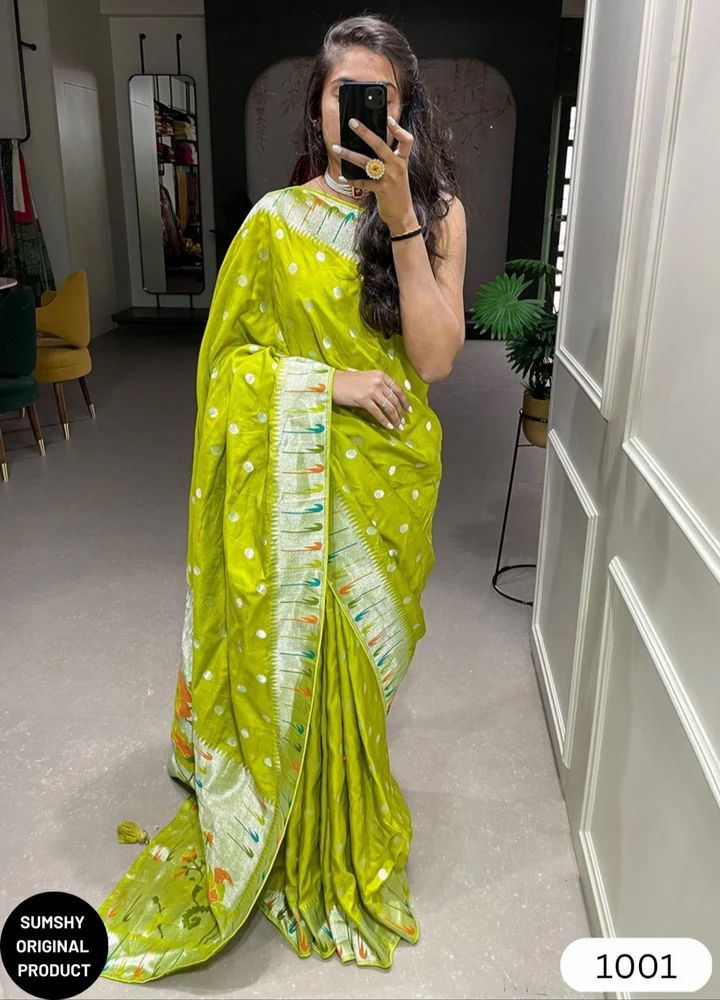 Ladies Wedding Wear Saree
