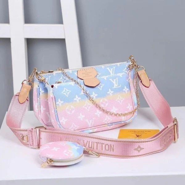 Louis Vuitton multi pochette with box