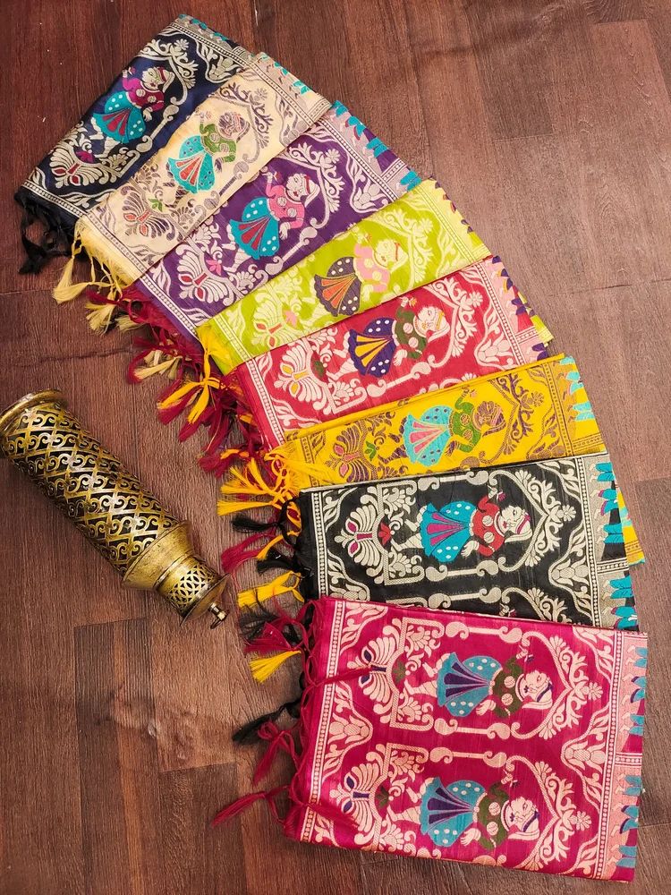 Soft Handloom raw silk baluchari saree with traditional weaving pattern
