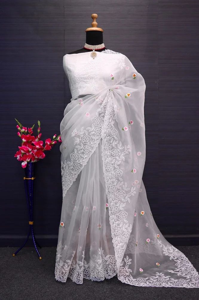 Ladies Party Wear Organza Saree Wholesale