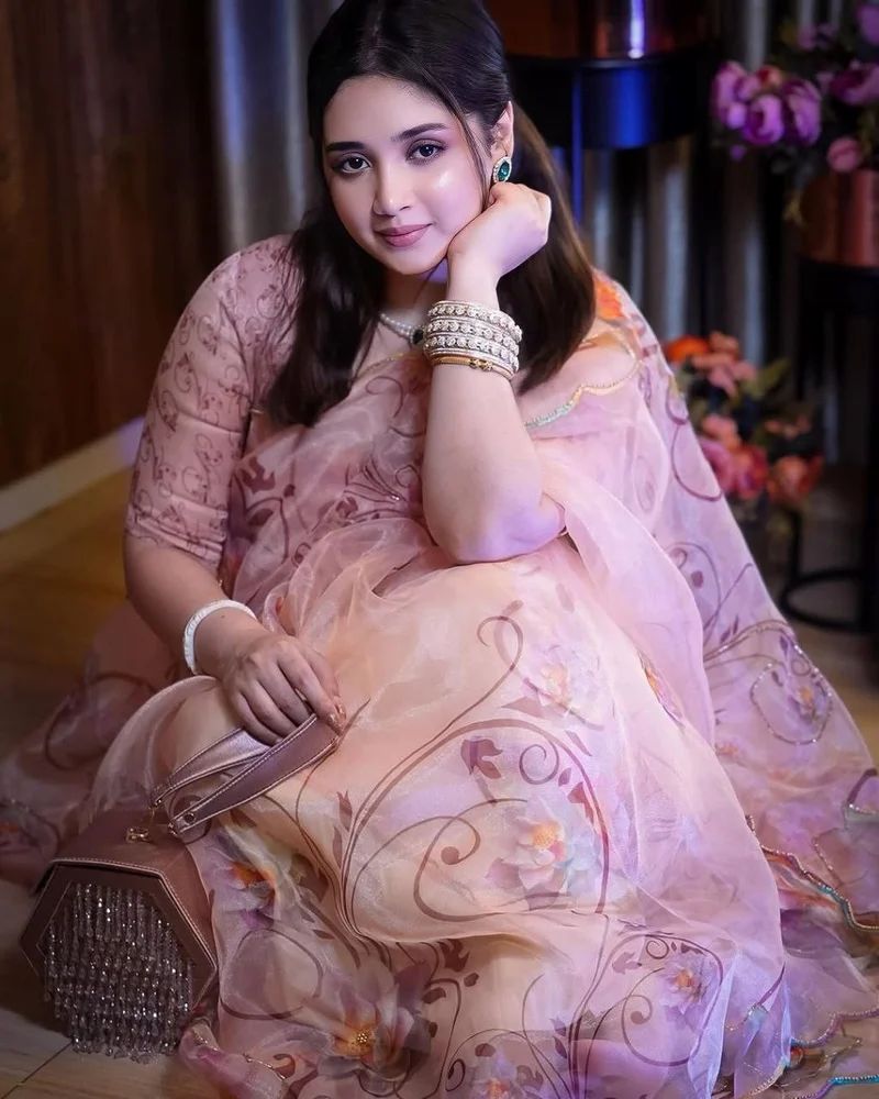 Florl Pink Organza Handwork Saree