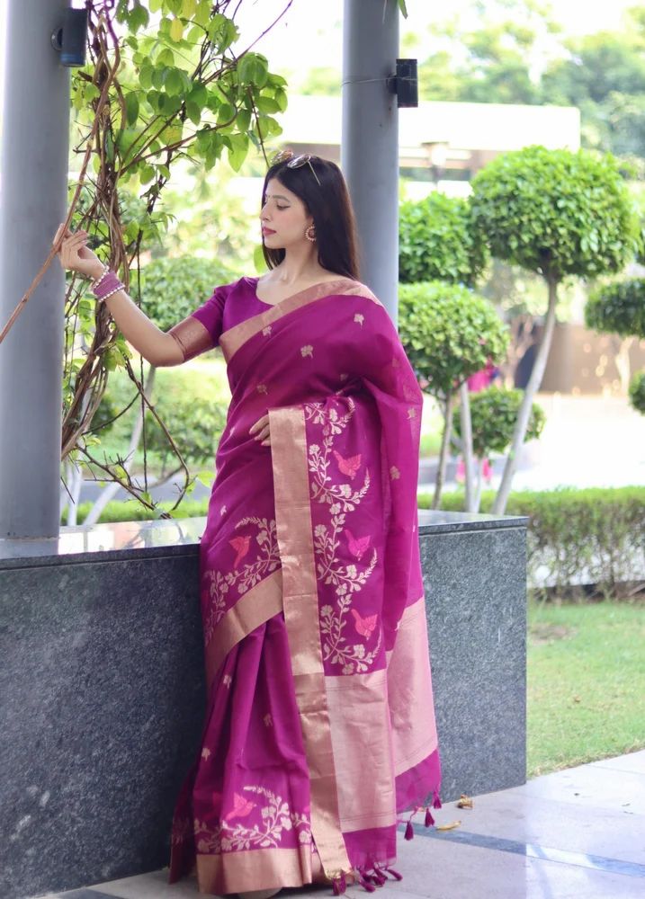 pure jamdani silk saree with beutifull weaving pettern