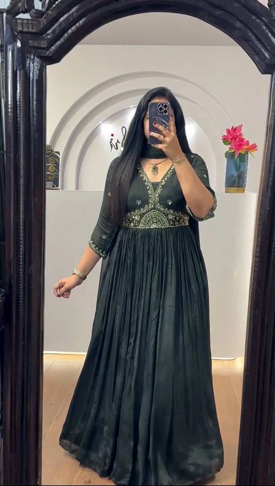 readymade to wear Gown