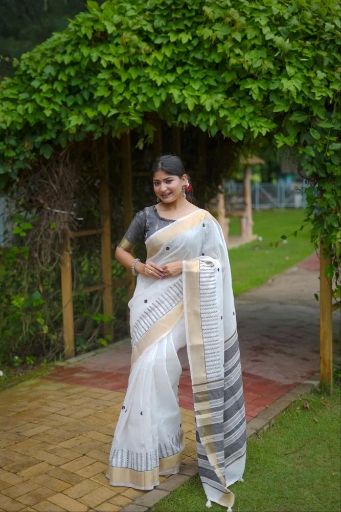 LINEN COTTON SAREE WITH CLASSIC THREAD WORK AND  ZARI WEAVING PATTERN SAREE