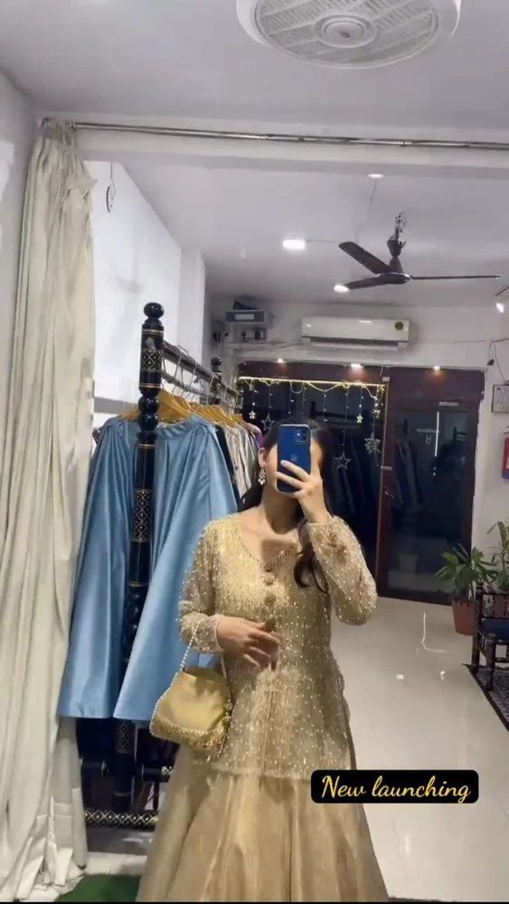 Ladies Designer Lehenga With Blouse