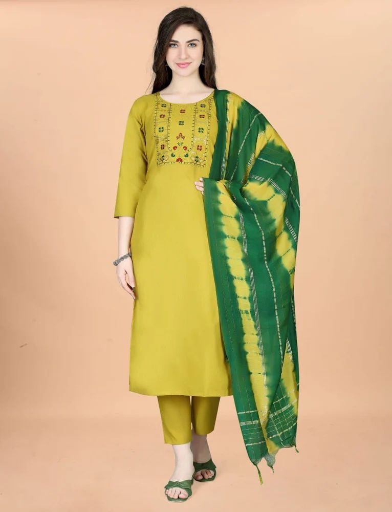 Kurta Pant Dupatta Set
