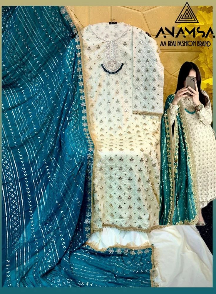 Pakistani Salwar Kameez Wholesale