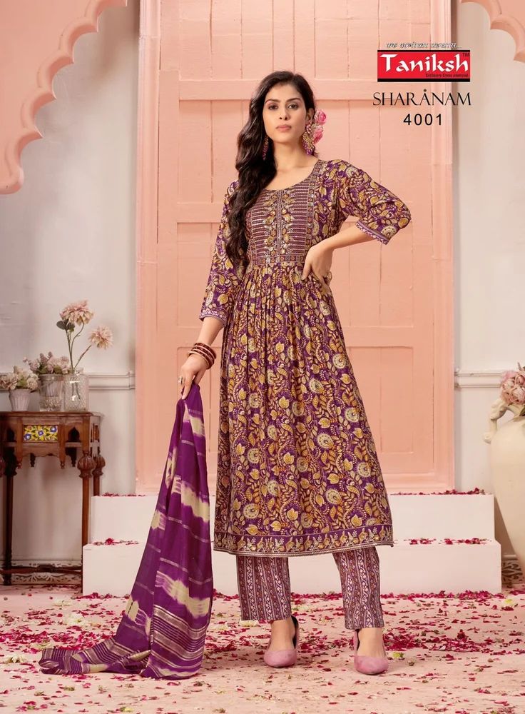 Ladies Designer Rayon Kurti Pant Set