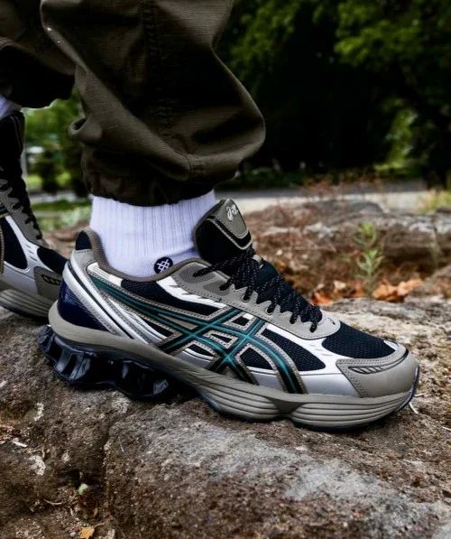 Asics Gel-kinetic Fluent Black Dark Taupe( 1st Time In India &  With Og Box Packing