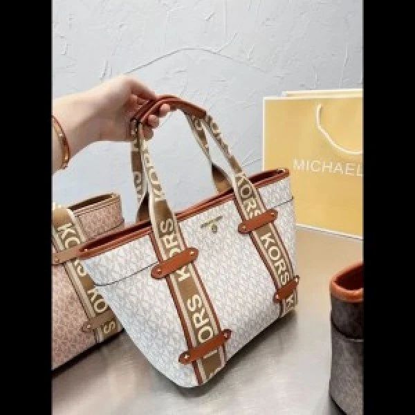 MichaelKors tote with dust cover