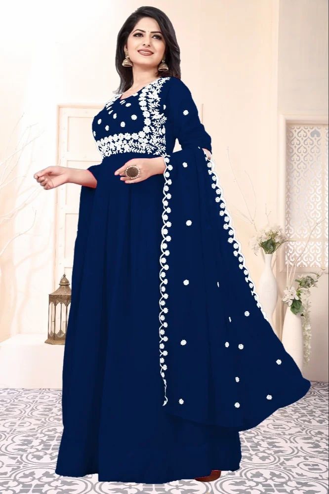 Ladies Georgette Gown