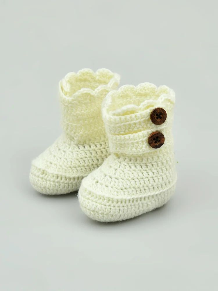 White Woollen Infant Crochet Booties