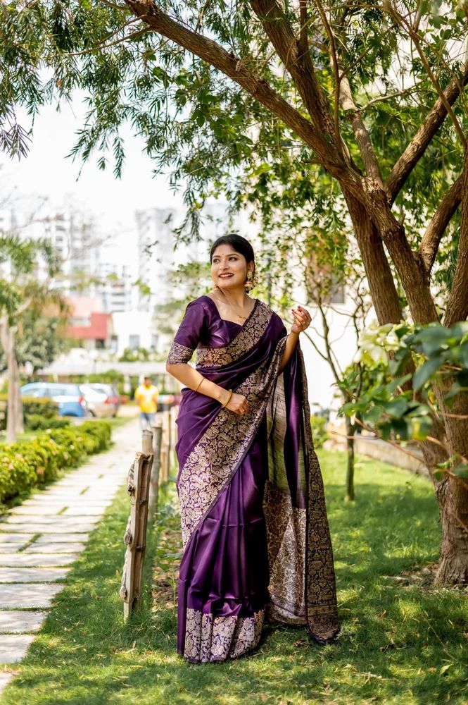 Latest Designer Handloom Raw Silk Saree With Rich Weaving Pallu