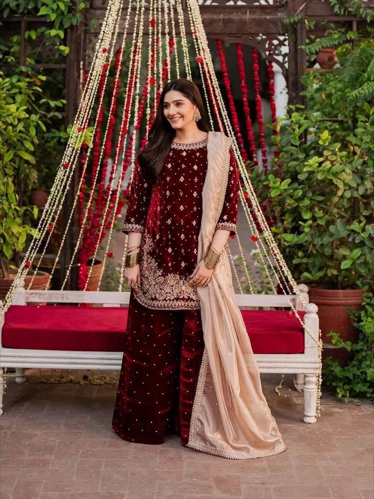 Ladies Designer Velvet Palazzo Suit