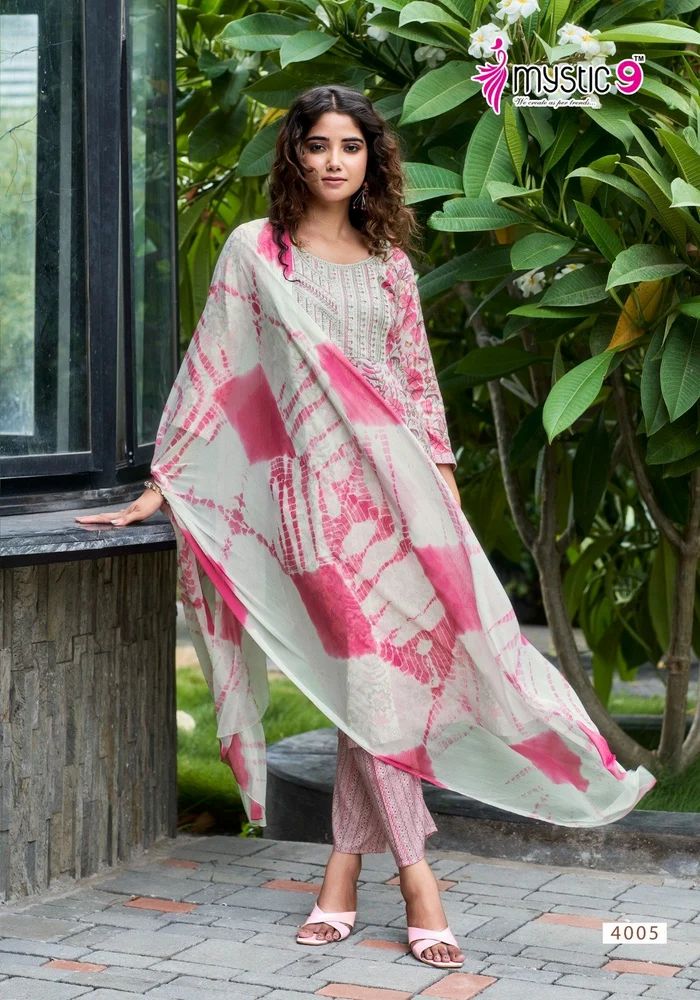 Ladies Rayon Printed Kurti Pant Set