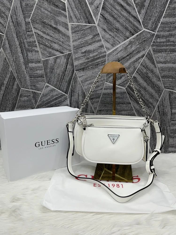Guess Medium Tote With Dust Cover