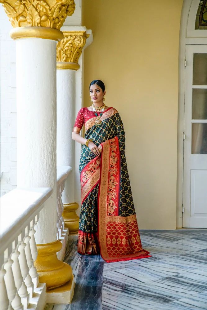 Rani Bandhani Saree