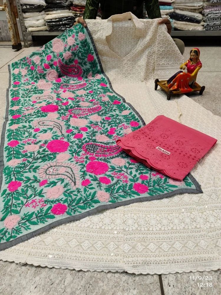 Chikankari Anarkali Kurti With Stole