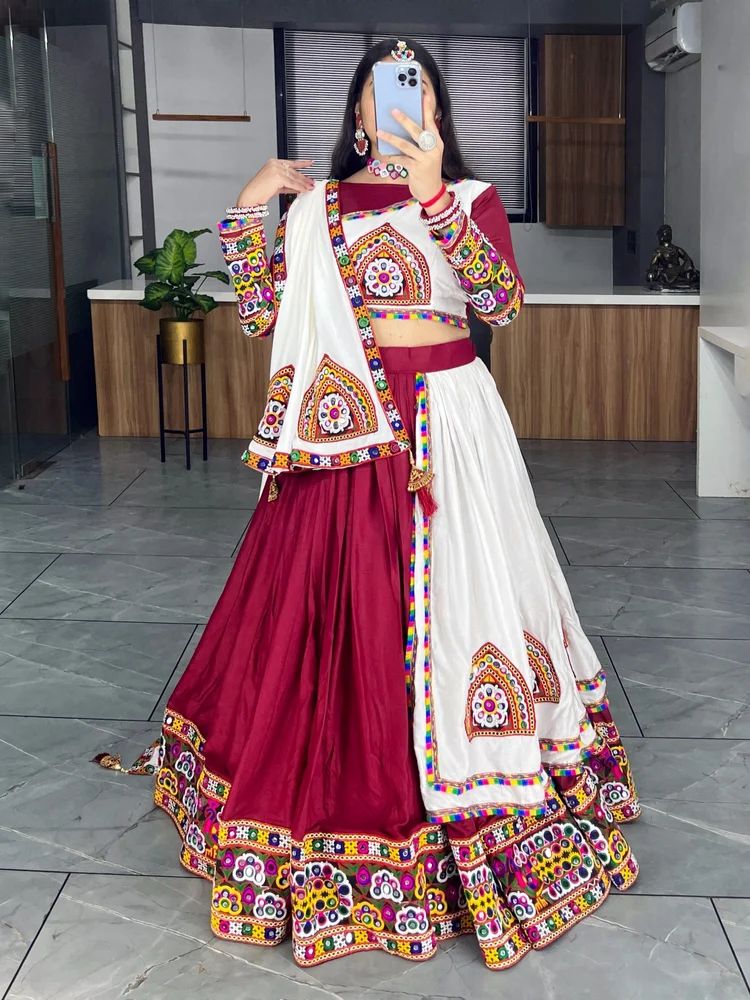 Beautiful Lehenga Choli For Navratri Festival