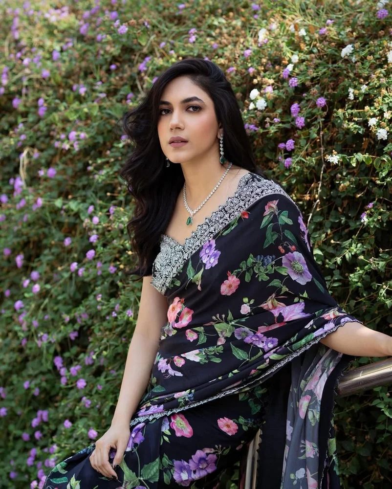 Flower Printed Georgette Saree