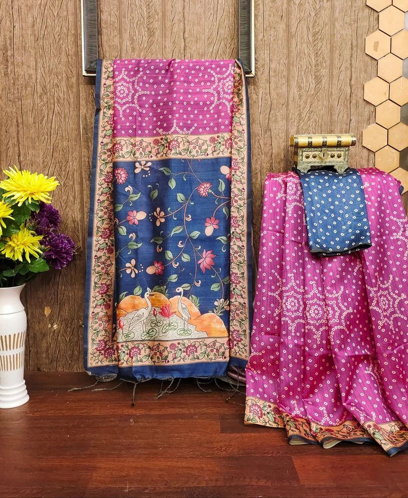 Bandhani pattern saree with extraordinary combination and kalamkari pallu