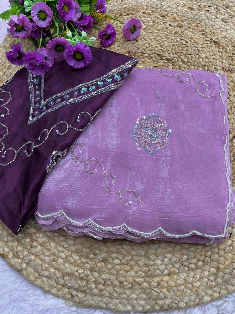 BEAUTIFUL SOFT CRUNCHY FABRIC SAREE