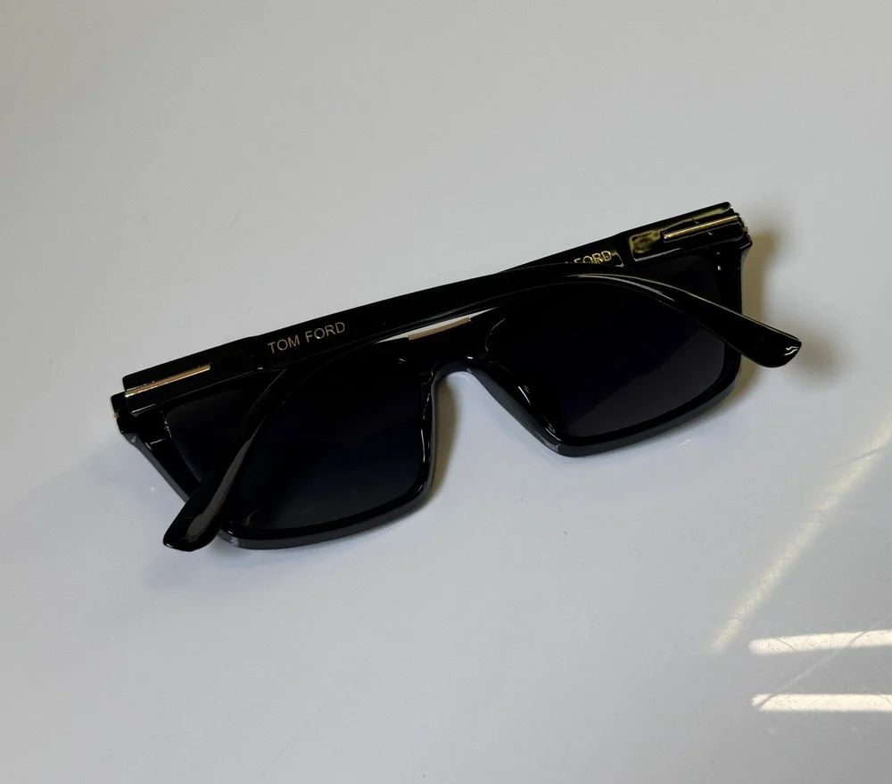 Tomford 18405 Black Sunglasses