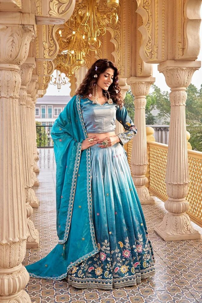 TRENDY CULTUR'S Designer Pure Gold Crush Embroidery Sequence & Thread Work