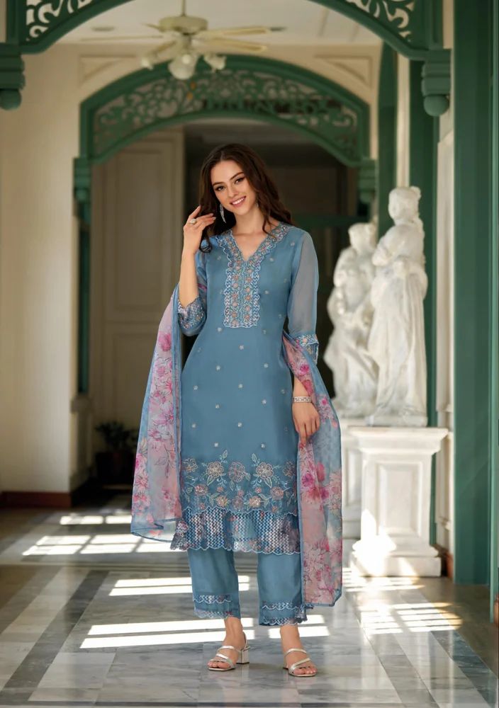 Ladies Kurti Pant Set