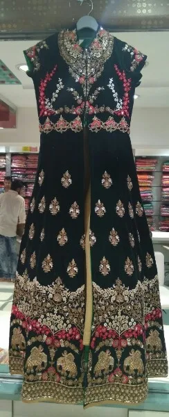 Laddies Chudidar Suit