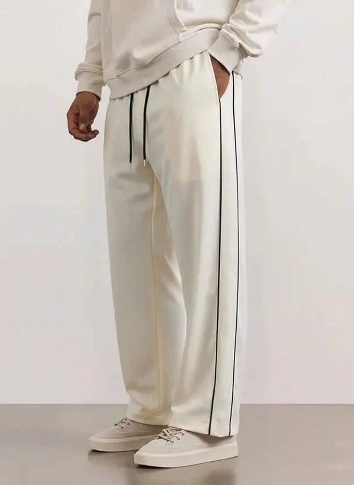 Men Striped Lycra Beige Track Pants, Regular Fit
