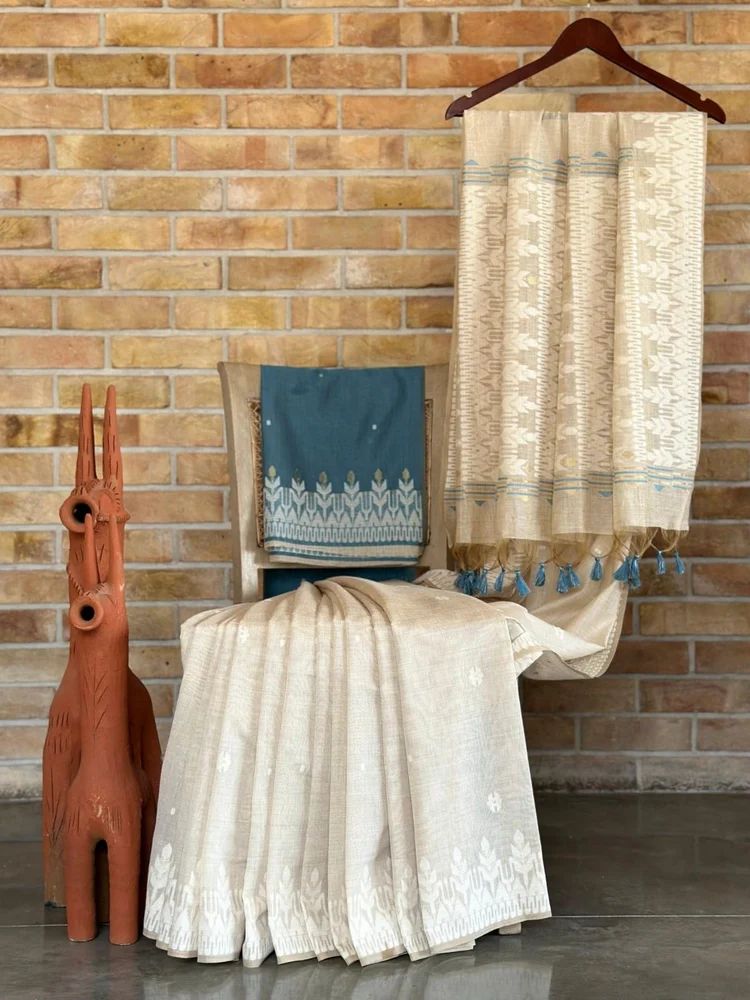 Premium soft muga Cotton saree in jamdani concept with contrast blouse
