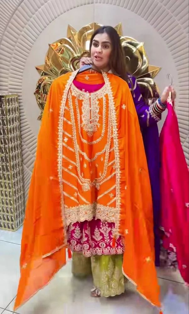 Readymade Pakistani Suits