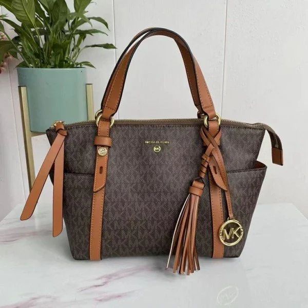 MICHAEL KORS SULLIVAN SHOULDER BAG WITH DUST