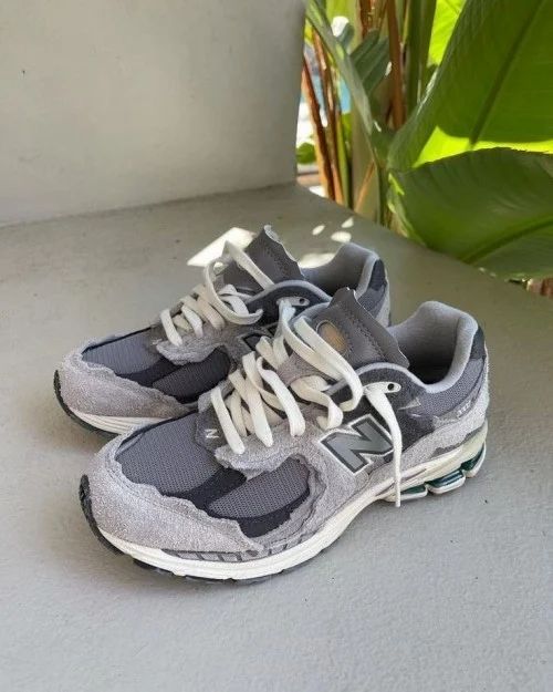NEW BALANCE 2002R PROTECTION PACK GREY