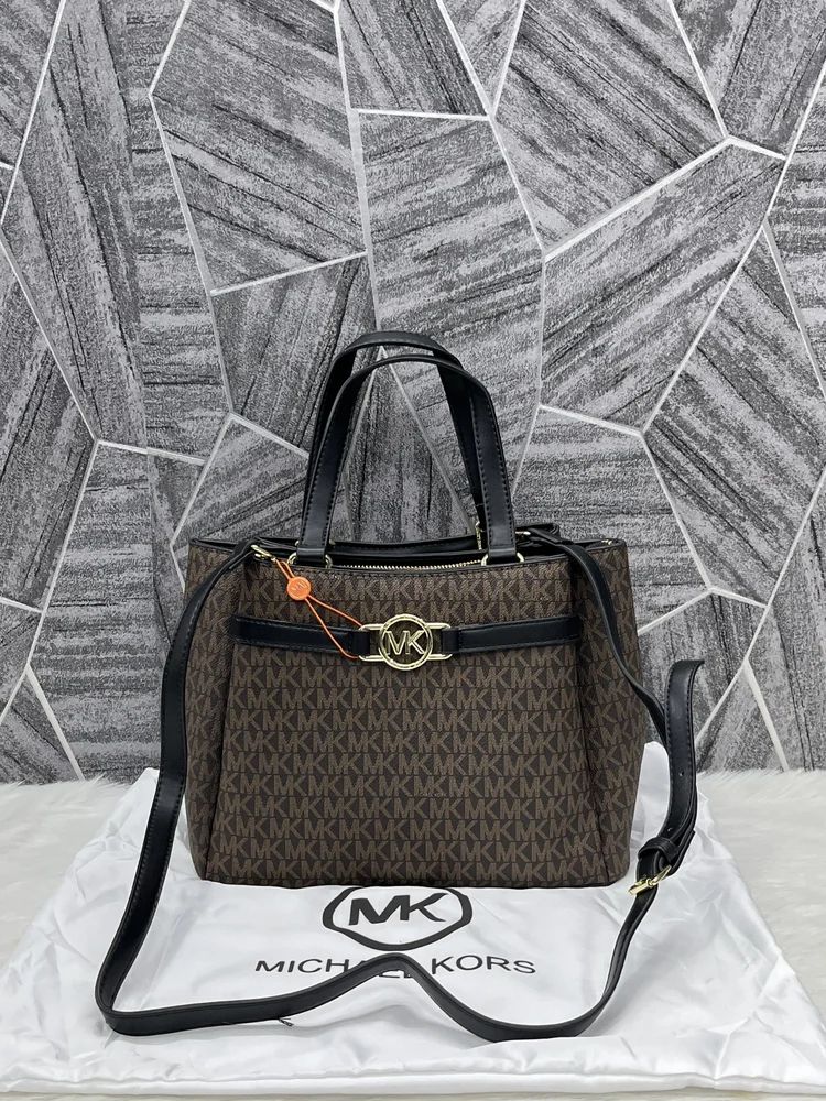 Michael_Kors_Reed_Large_Logo_Satchel_Handbag
