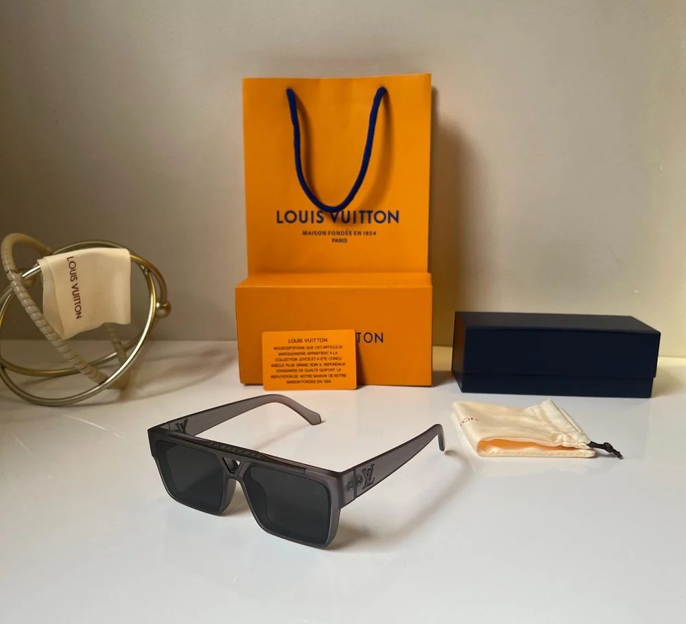 Louis Vuitton 0807 Sunglasses