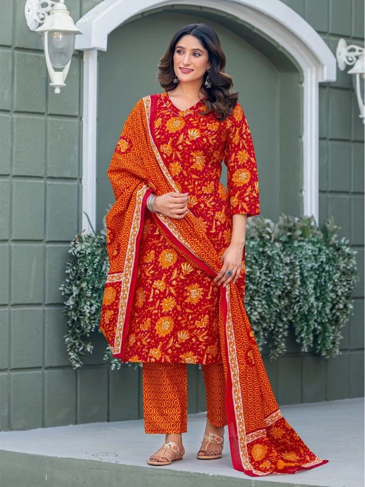 Ladies Cotton Blend Suit Set