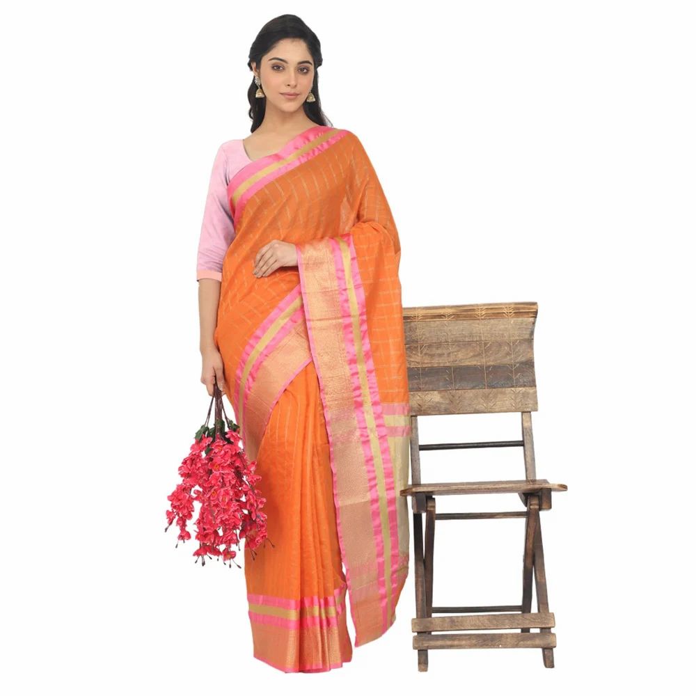 Leeza Store Women's Maheshwari Silk Blend Golden Zari Woven Checkered Pattern Saree
