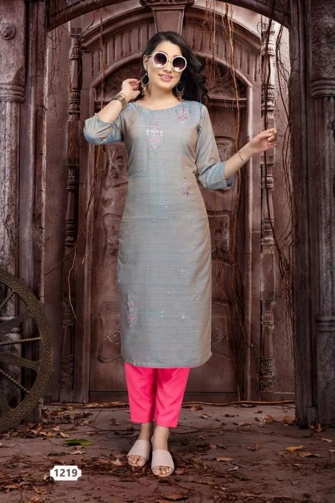 Ladies Designer Party Wear Rayon Kurti
