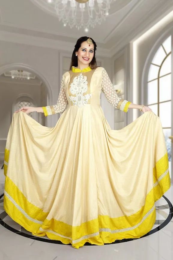 Ladies Ghagra Choli