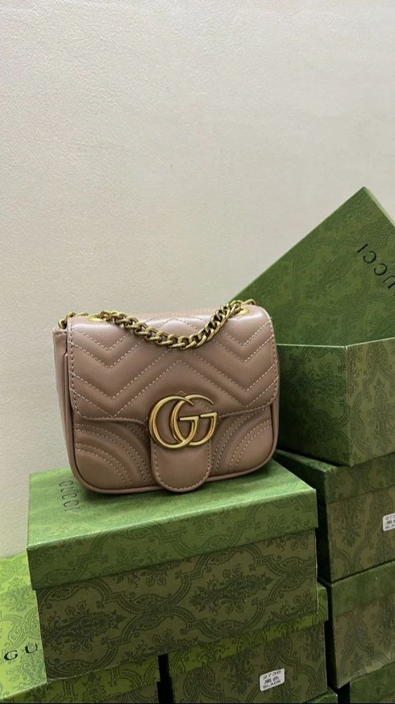 Gg marmont matelass shoulder bag with box
