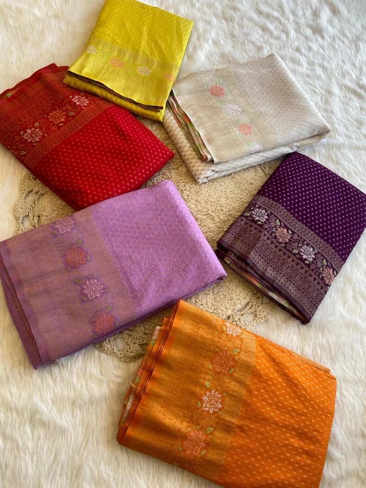 beautiful Khadi Crepe Silk Saree With Rich Zari Wooven Pallu